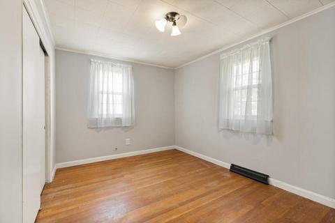 16 Juniper St, Lowell, MA 01852 photo 24