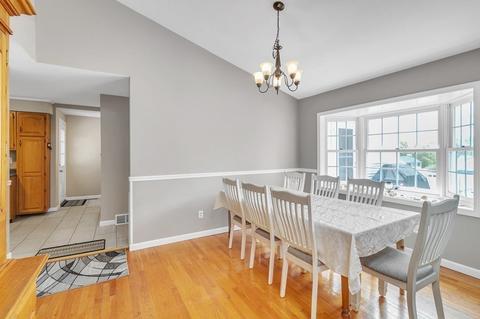 159 Hadley St, Springfield, MA 01118 photo 14