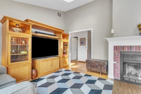 159 Hadley St, Springfield, MA 01118 photo 10