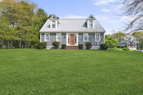 109 Olde Forge Rd, Hanover, MA 02339 photo 2