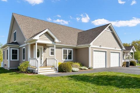 53 Virginia Dr #53, Rochdale, MA 01542
