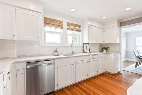 1097 Greendale Ave, Needham, MA 02492 photo 11