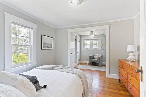 1097 Greendale Ave, Needham, MA 02492 photo 25