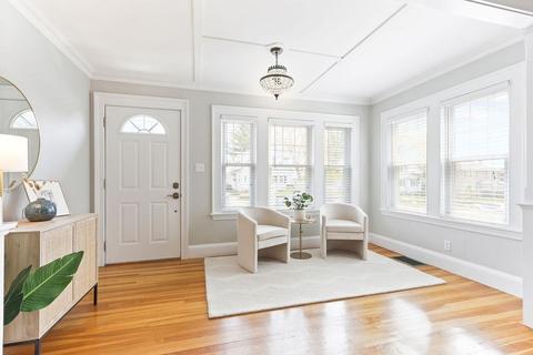 1097 Greendale Ave, Needham, MA 02492 photo 4
