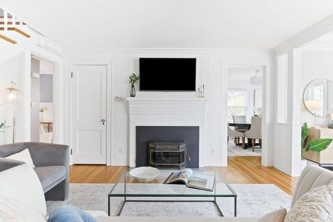 1097 Greendale Ave, Needham, MA 02492 photo 7