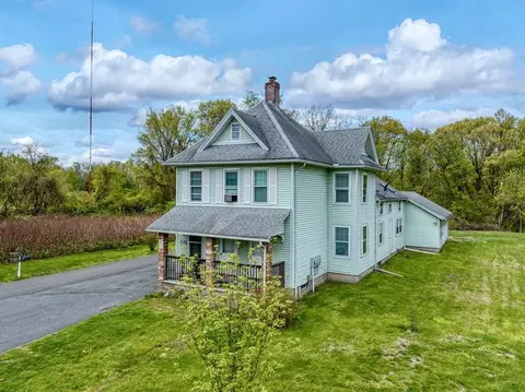 340 Chicopee St, Chicopee, MA 01013 photo 1