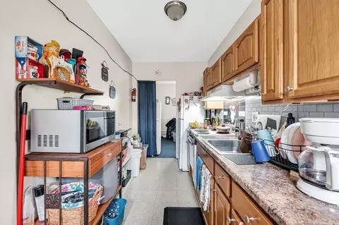 340 Chicopee St, Chicopee, MA 01013 photo 7