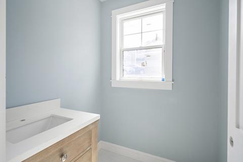 84 Eastern Ave #1, Gloucester, MA 01930 photo 10