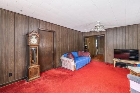 402 Woodman St, Fall River, MA 02724 photo 7