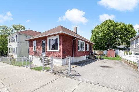 402 Woodman St, Fall River, MA 02724 photo 2