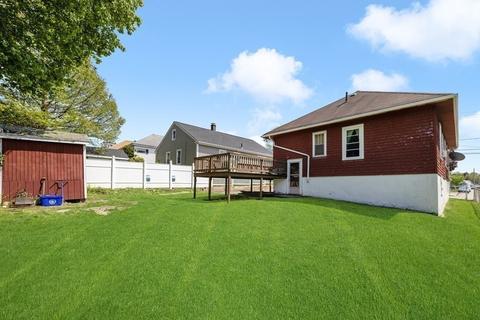 402 Woodman St, Fall River, MA 02724 photo 24