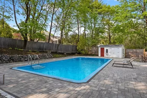 34 Maple St, Lexington, MA 02420 photo 22