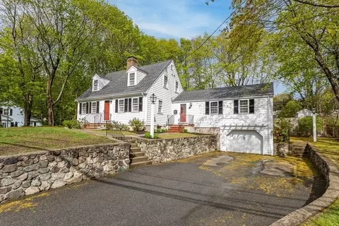34 Maple St, Lexington, MA 02420 photo 21