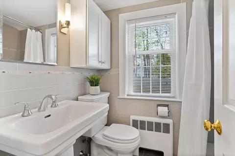 34 Maple St, Lexington, MA 02420 photo 16