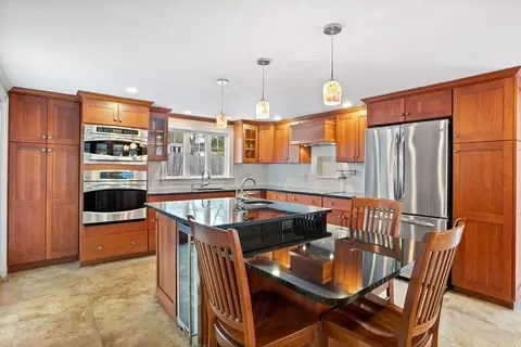34 Maple St, Lexington, MA 02420 photo 5