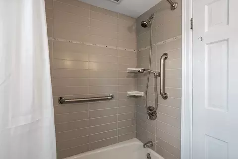 34 Maple St, Lexington, MA 02420 photo 17