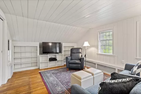 34 Maple St, Lexington, MA 02420 photo 11