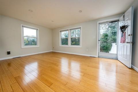 12 Roberta Ave, Bourne, MA 02559 photo 4