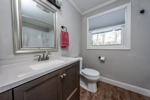 12 Roberta Ave, Bourne, MA 02559 photo 9