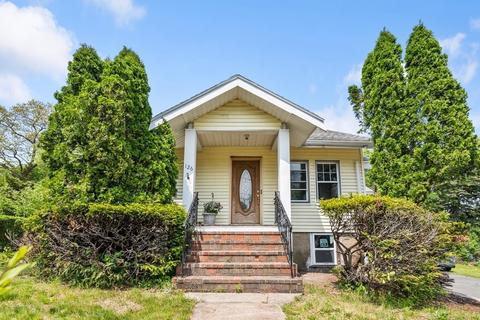 126 Pleasant St, Randolph, MA 02368