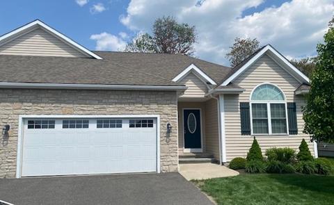 154 Stonybrook Way #154, South Hadley, MA 01075