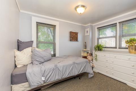 2 Camp St, Worcester, MA 01603 photo 24