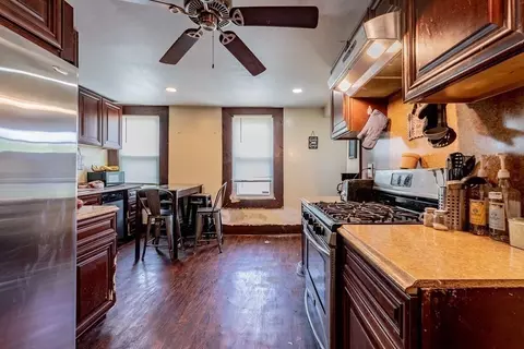 431 Hancock St, Springfield, MA 01105 photo 5