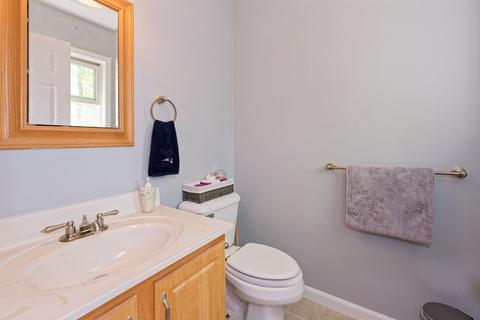5 Hall Rd, Webster, MA 01570 photo 15