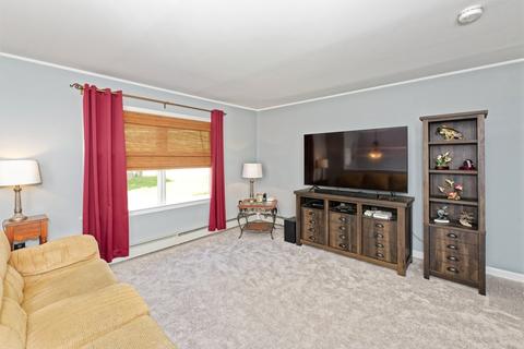 5 Hall Rd, Webster, MA 01570 photo 3