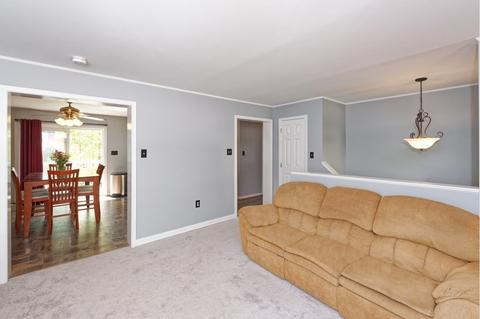5 Hall Rd, Webster, MA 01570 photo 5