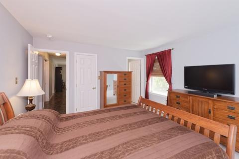 5 Hall Rd, Webster, MA 01570 photo 16