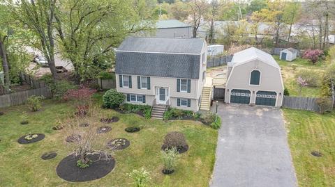 5 Cushing St, Salisbury, MA 01952 photo 3