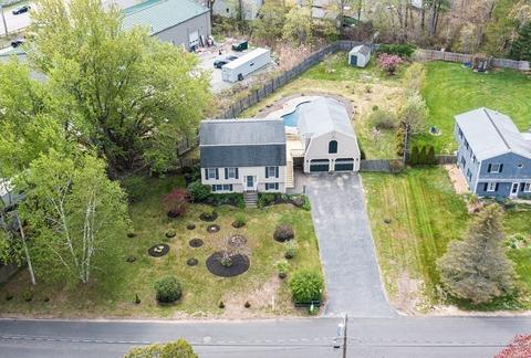 5 Cushing St, Salisbury, MA 01952 photo 4