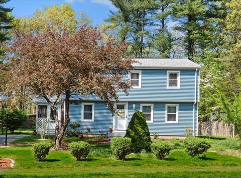 72 Old Farm Rd, Mansfield, MA 02048