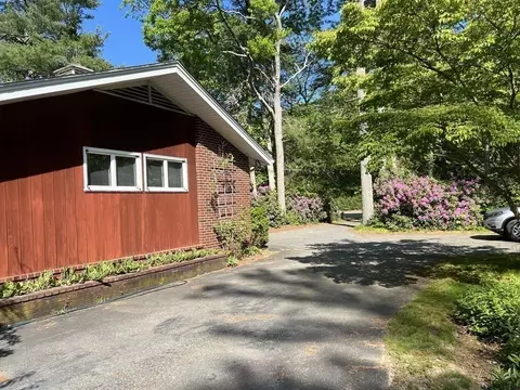 325 Marion Rd, Wareham, MA 02571 photo 6