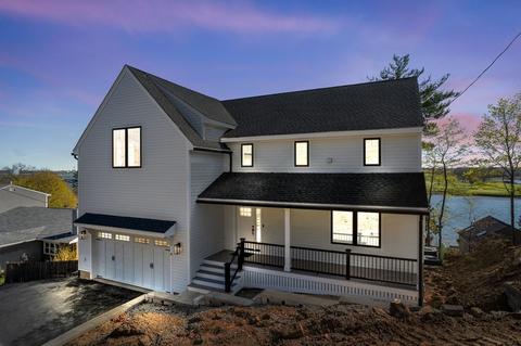 8 Ryan Pl, Beverly, MA 01915
