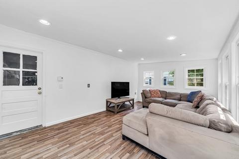 70 Embassy Rd, Springfield, MA 01119 photo 37