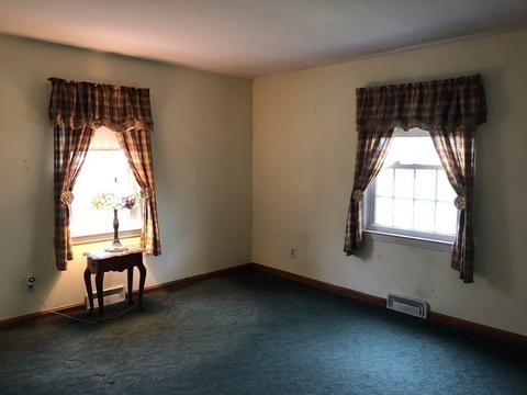 112 Duggan Cir, Springfield, MA 01119 photo 9