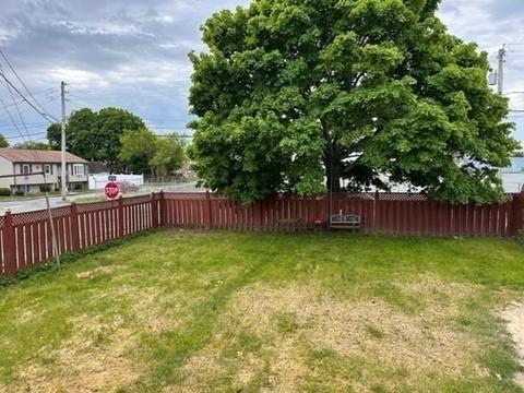 83 Carlisa Dr, Fall River, MA 02723 photo 4