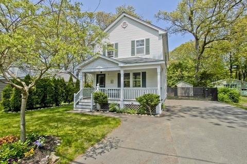 46 Summer Dr, Southwick, MA 01077