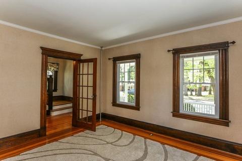 491 Dickinson St, Springfield, MA 01108 photo 13