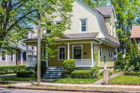 491 Dickinson St, Springfield, MA 01108