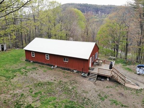 10 Posk Place Rd, Wendell, MA 01379