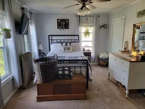 15 Clifford Ave, Ware, MA 01082 photo 16