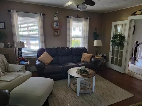 15 Clifford Ave, Ware, MA 01082 photo 12