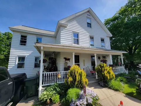 15 Clifford Ave, Ware, MA 01082 photo 1