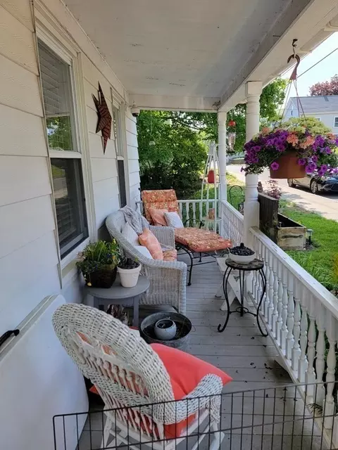 15 Clifford Ave, Ware, MA 01082 photo 2
