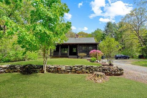 45 Elm St, Franklin, MA 02038