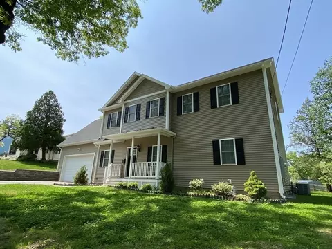 42 Kerry Dr, Springfield, MA 01118 photo 1