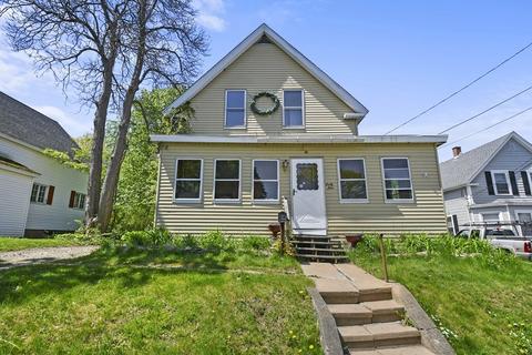 69 Leamy St, Gardner, MA 01440